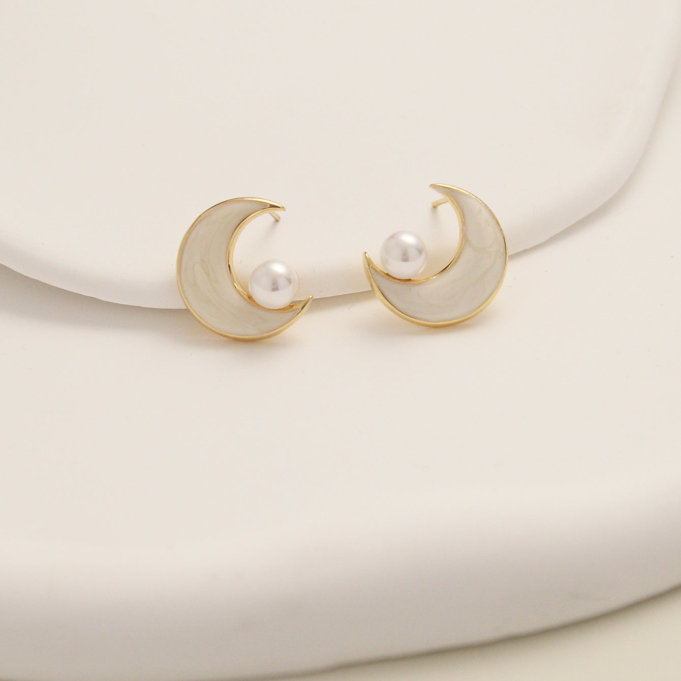 Claudia Earring