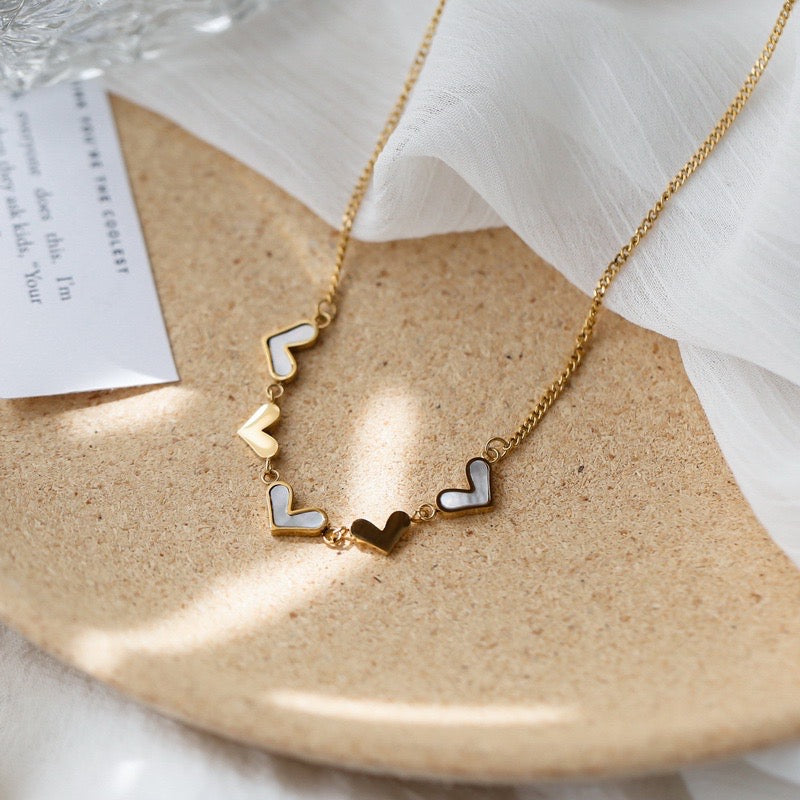 Amaya Necklace