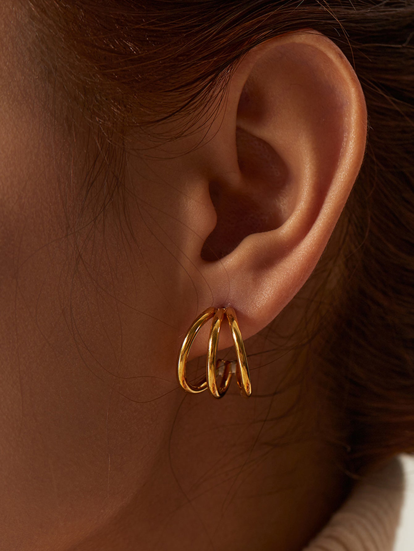 Olivia Hoops Earring